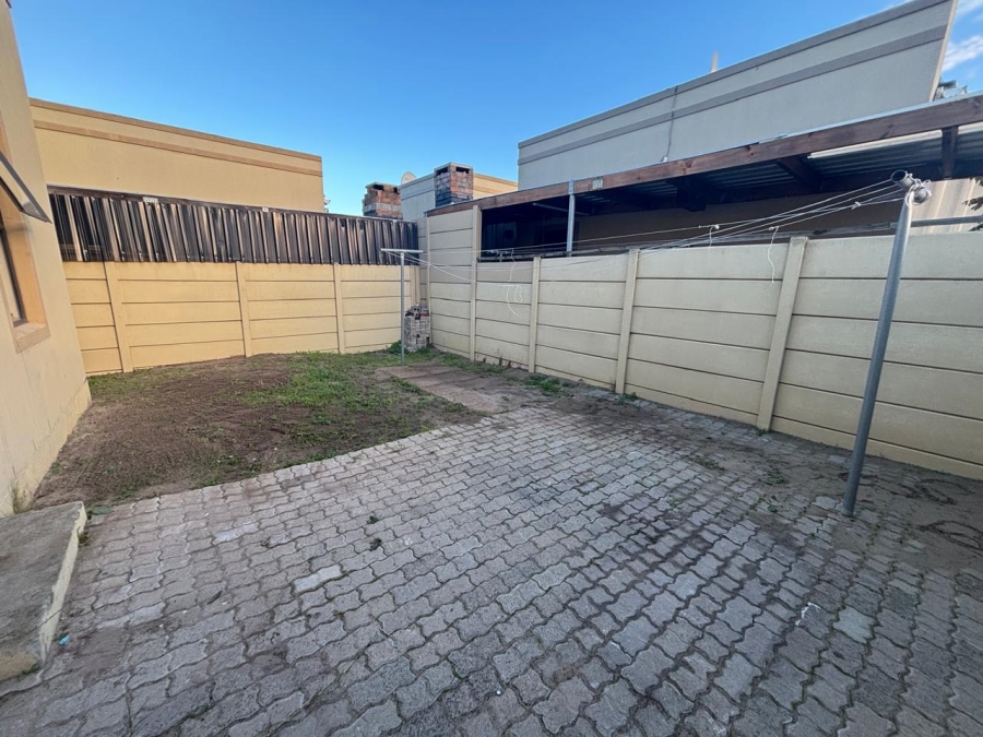 To Let 2 Bedroom Property for Rent in Bardale Village Western Cape